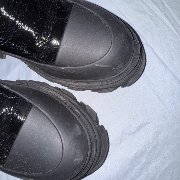 GANNI Cleated Heeled Mid Chelsea Boots in Black Naplack GUC - Picture 11 of 14